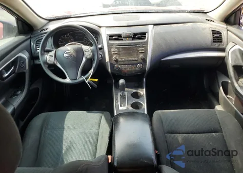 2015 Nissan Altima 2.5 из США, поврежденный, VIN 1N4AL3AP5FC266734